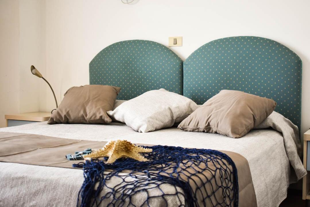 Hotel Embassy Pesaro Ngoại thất bức ảnh
